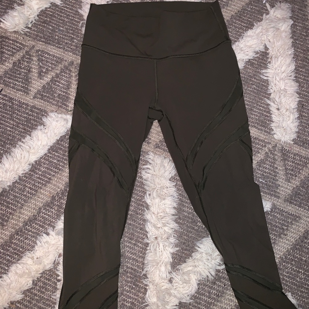 Lululemon leggings ON HOLD
